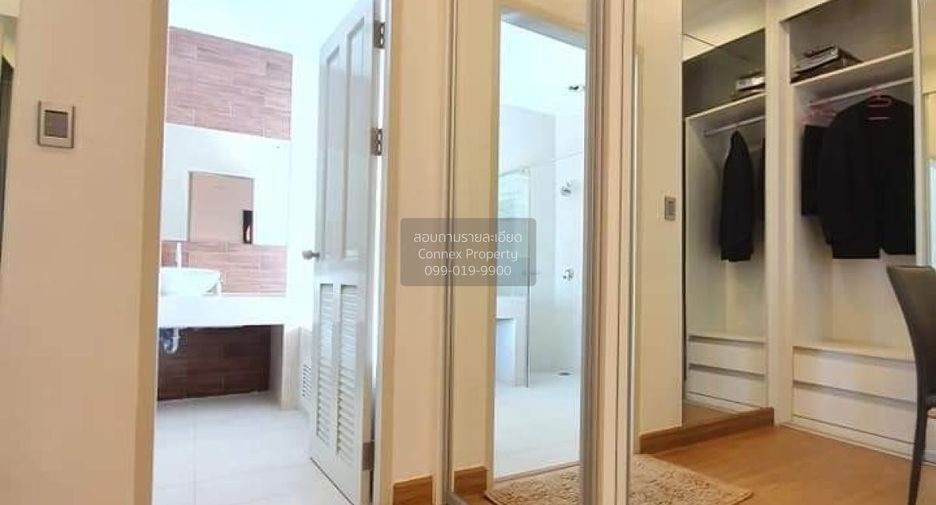 For sale 3 bedrooms condo in Ratchathewi, Bangkok