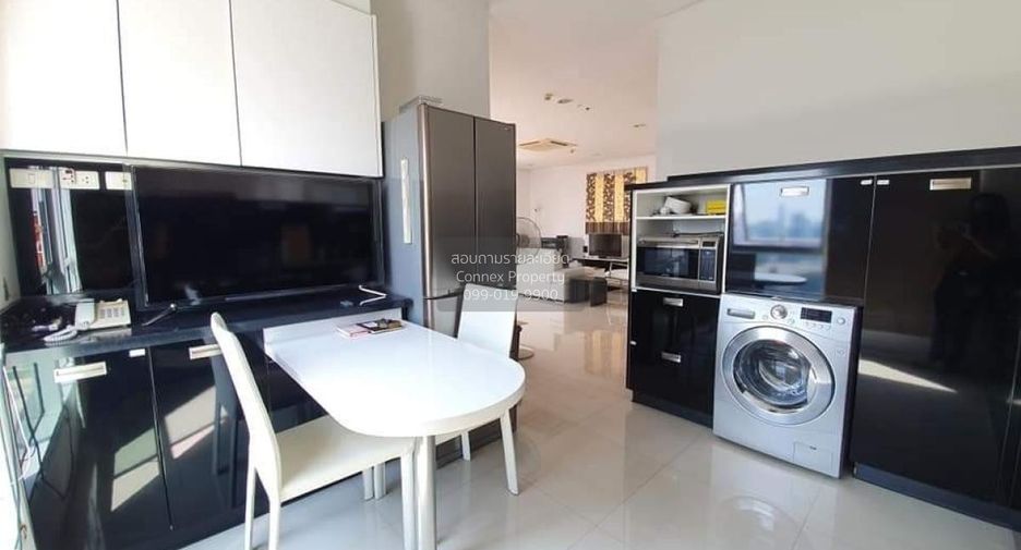 For sale 3 bedrooms condo in Ratchathewi, Bangkok
