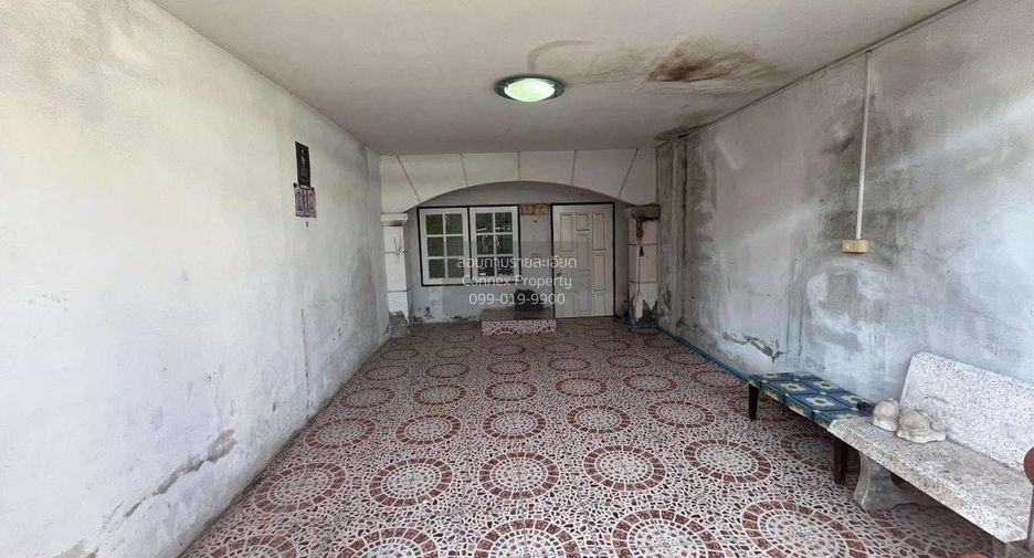 À vendre 3 chambres maison de ville à Phra Samut Chedi, Samut Prakan