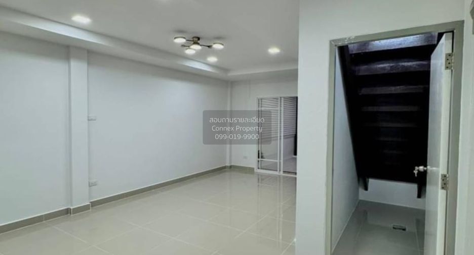 For sale 2 bedrooms townhouse in Bang Bua Thong, Nonthaburi