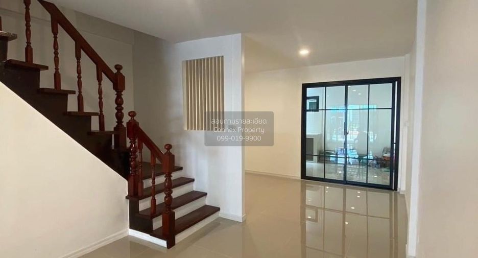 Casa adosada en venta de 5 habitaciones en Nong Khaem, Bangkok