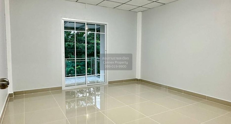 For sale 2 bedrooms townhouse in Bang Bua Thong, Nonthaburi