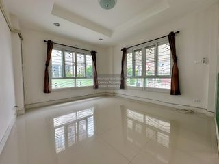 Casa en venta de 4 habitaciones en Bang Khen, Bangkok