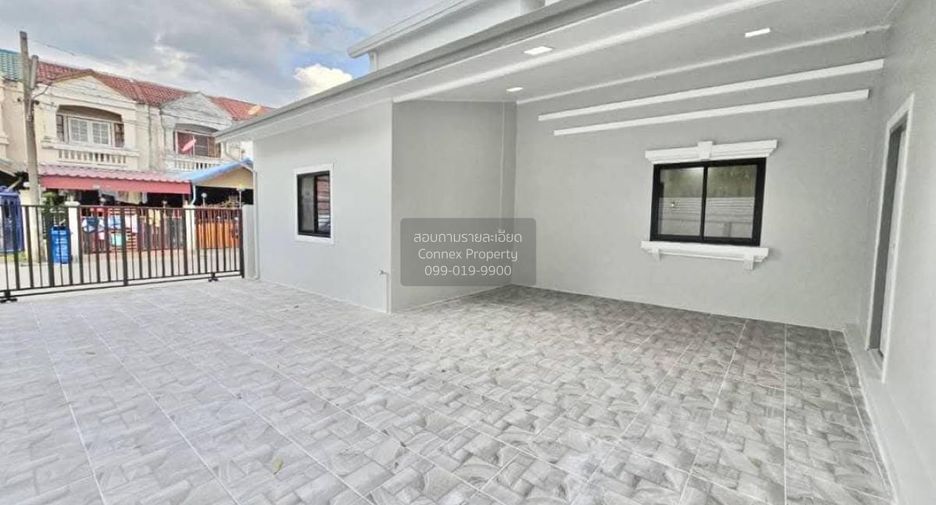 For sale 4 bedrooms townhouse in Mueang Nonthaburi, Nonthaburi