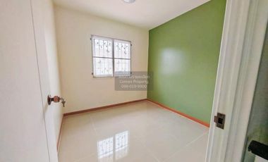For sale 3 bedrooms townhouse in Mueang Samut Prakan, Samut Prakan