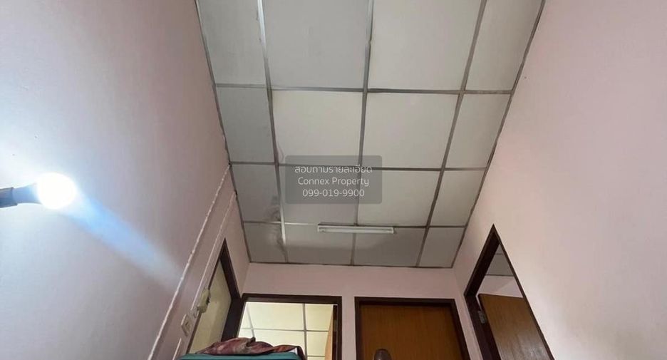 Casa adosada en venta de 3 habitaciones en Bang Sue, Bangkok