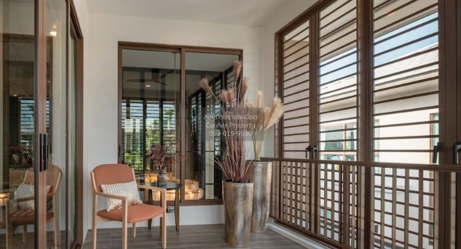 For sale 4 bedrooms house in Bang Kapi, Bangkok