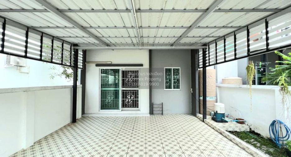 Casa adosada en venta de 4 habitaciones en Bang Yai, Nonthaburi