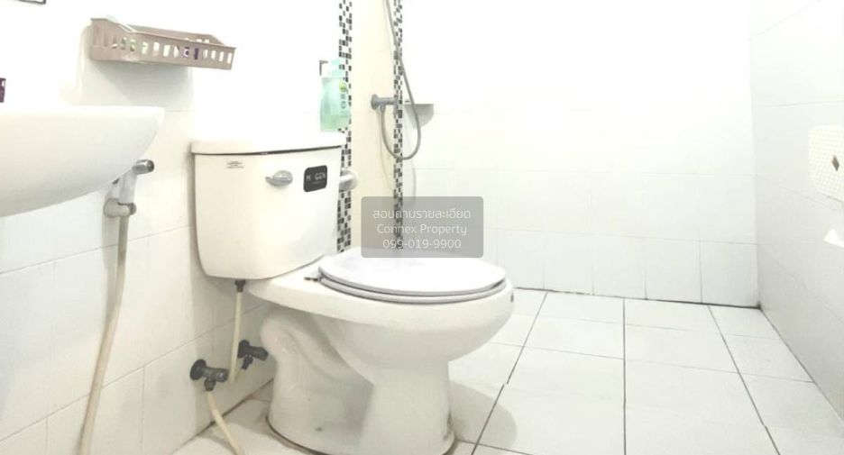 Casa adosada en venta de 4 habitaciones en Bang Yai, Nonthaburi