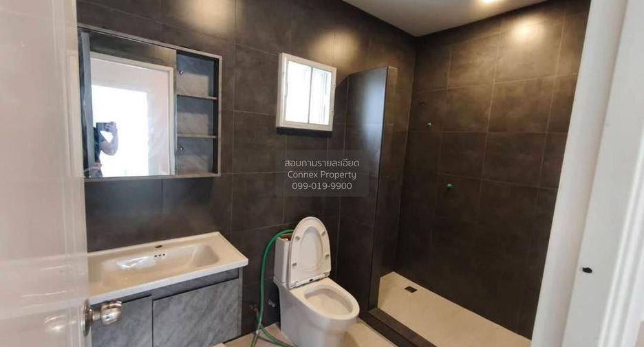 For sale 3 bedrooms townhouse in Mueang Nonthaburi, Nonthaburi