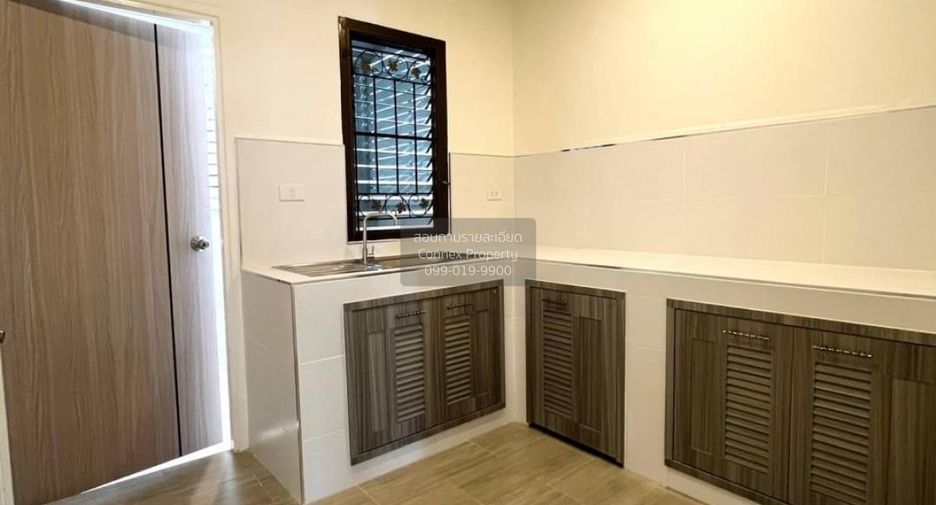 For sale 4 bedrooms townhouse in Bang Bua Thong, Nonthaburi