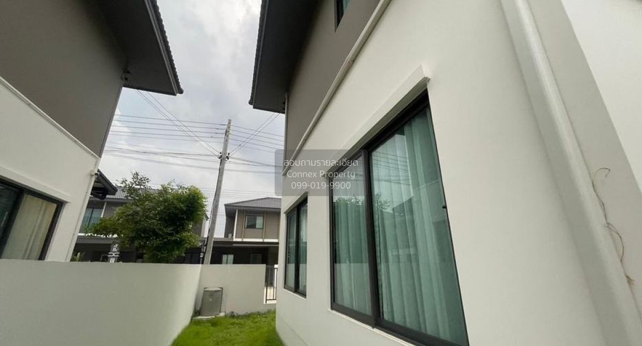 For sale 4 bedrooms house in Khlong Luang, Pathum Thani