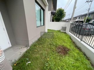 For sale 4 bedrooms house in Khlong Luang, Pathum Thani
