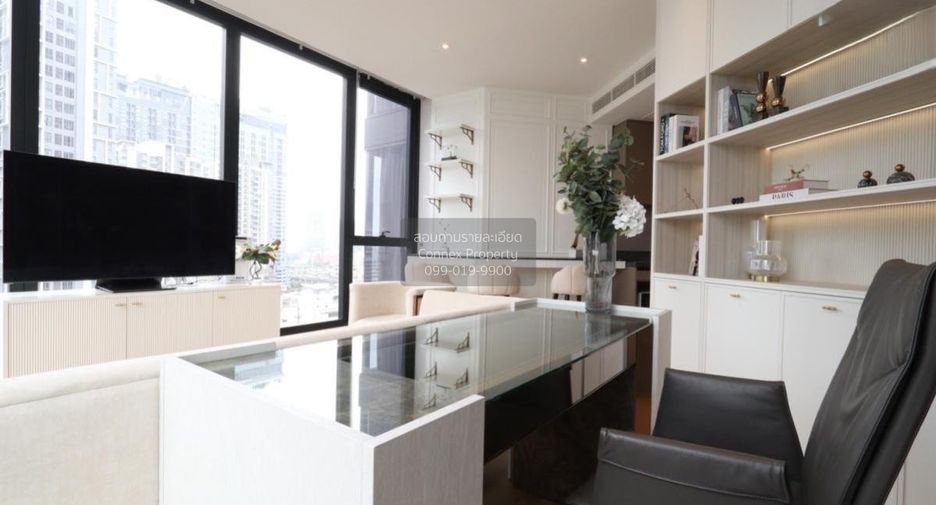 For sale 2 bedrooms condo in Huai Khwang, Bangkok