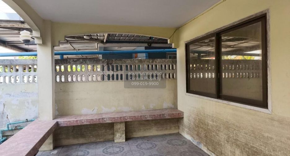 For sale 6 bedrooms house in Nakhon Chai Si, Nakhon Pathom