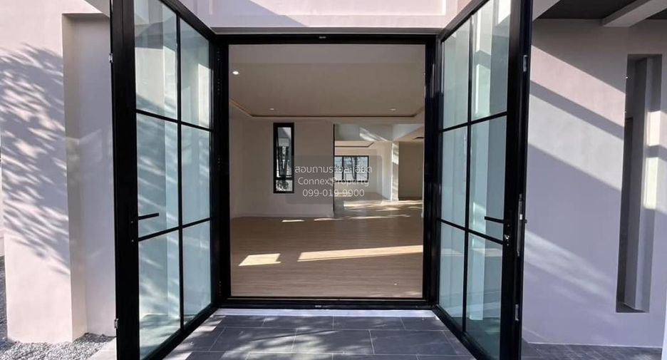 For sale 4 bedrooms house in Phutthamonthon, Nakhon Pathom