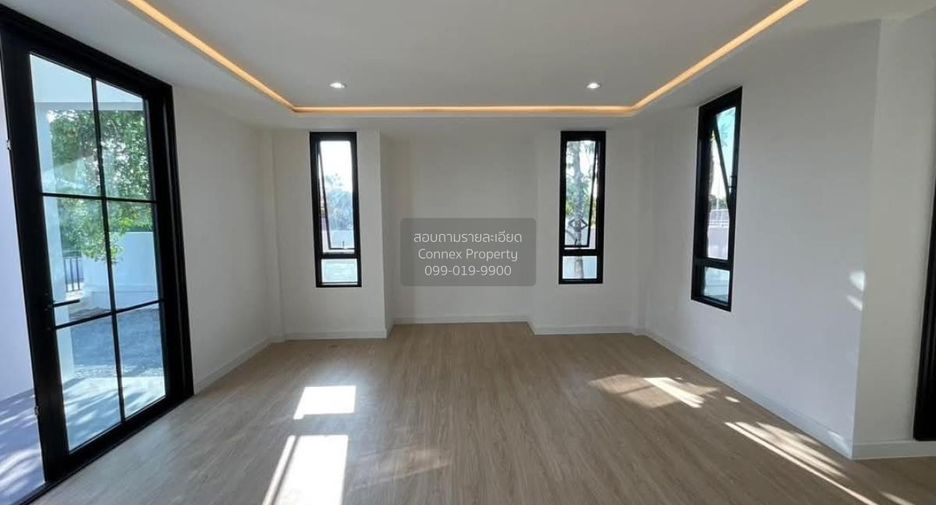 For sale 4 bedrooms house in Phutthamonthon, Nakhon Pathom