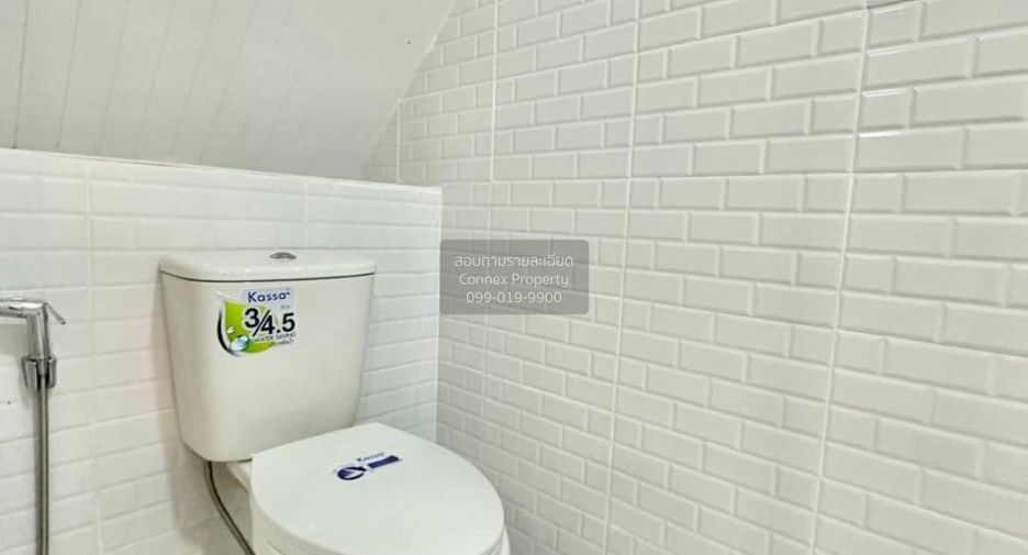 For sale 2 bedrooms townhouse in Mueang Nonthaburi, Nonthaburi