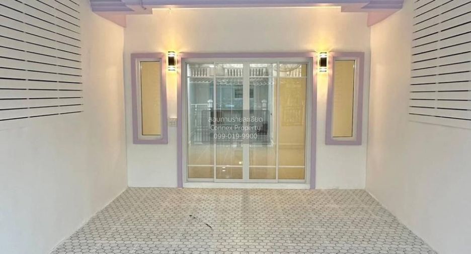 For sale 2 bedrooms townhouse in Mueang Nonthaburi, Nonthaburi