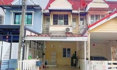 Reihenhaus zum Kauf mit 2 Zimmer in Bang Khen, Bangkok