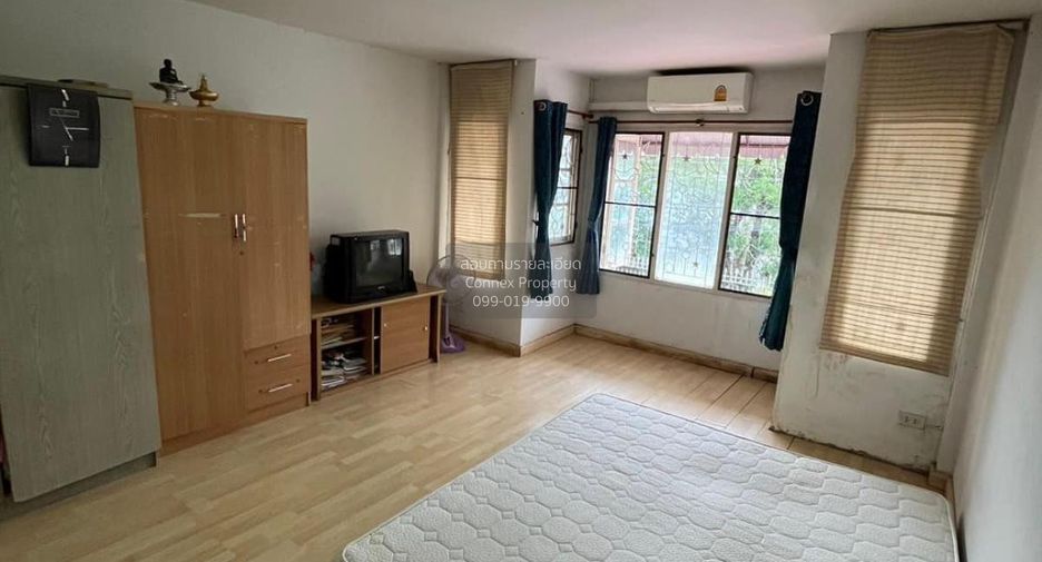 Reihenhaus zum Kauf mit 2 Zimmer in Bang Khen, Bangkok