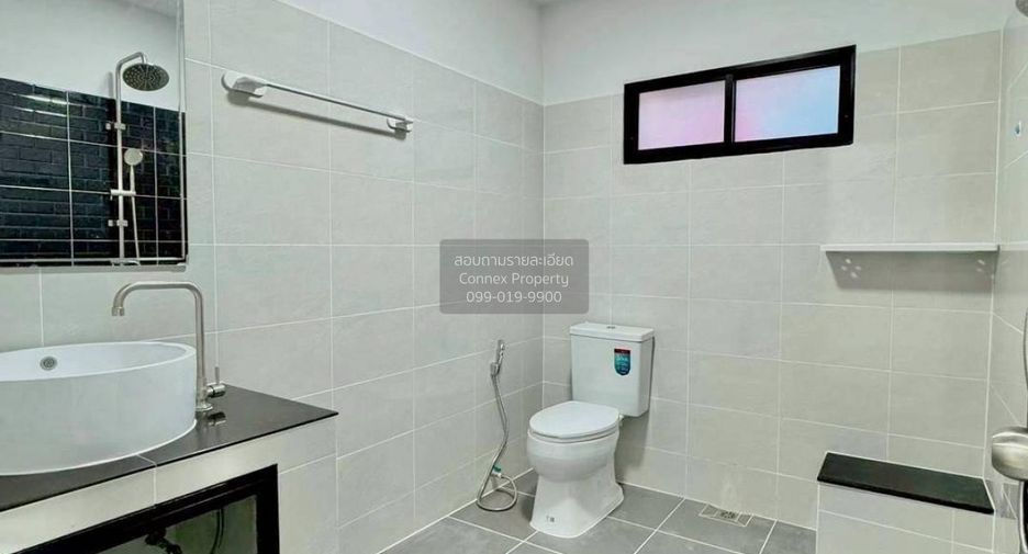 For sale 5 bedrooms house in Bang Bua Thong, Nonthaburi