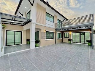 For sale 5 bedrooms house in Bang Bua Thong, Nonthaburi