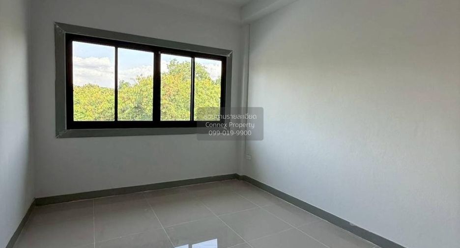 For sale 3 bedrooms townhouse in Pak Kret, Nonthaburi