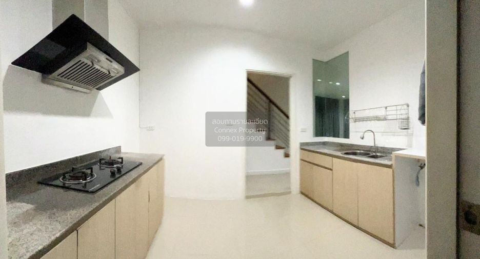 For sale 3 bedrooms house in Bang Phli, Samut Prakan