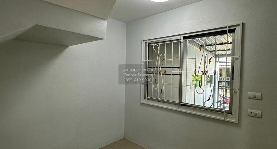 For sale 3 bedrooms townhouse in Lam Luk Ka, Pathum Thani