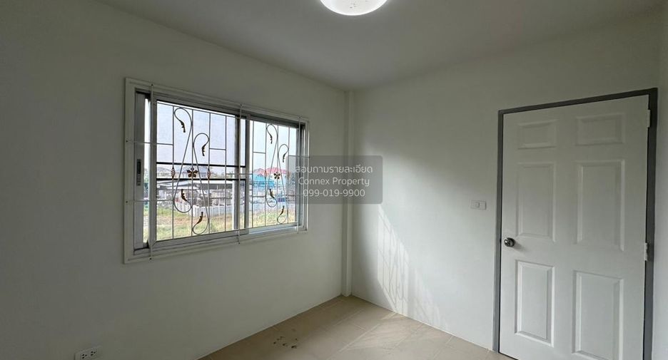 For sale 3 bedrooms townhouse in Lam Luk Ka, Pathum Thani