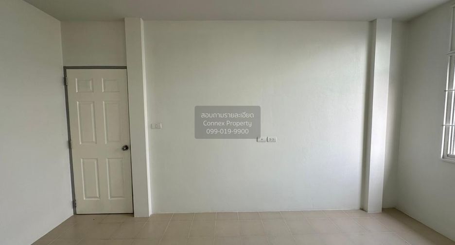 For sale 3 bedrooms townhouse in Lam Luk Ka, Pathum Thani