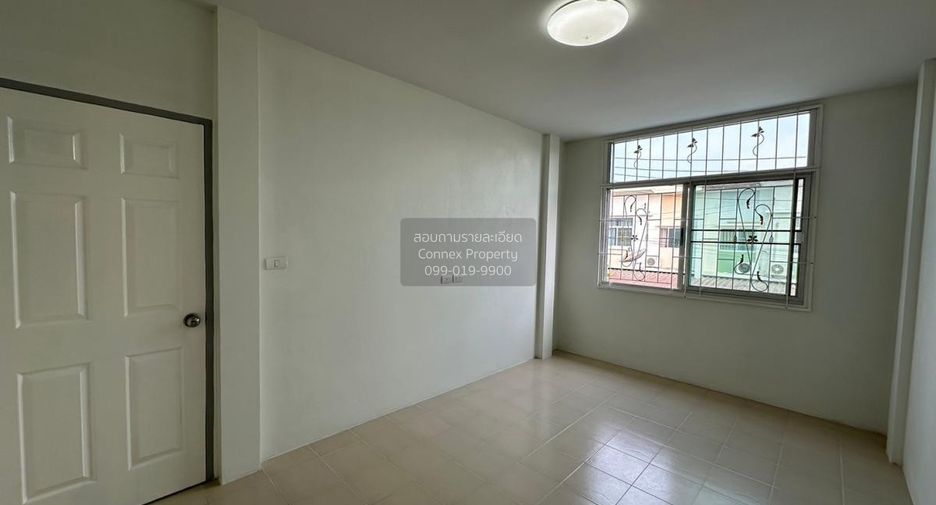 For sale 3 bedrooms townhouse in Lam Luk Ka, Pathum Thani