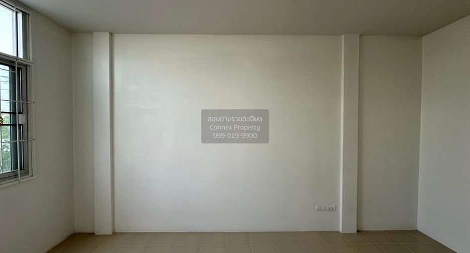 For sale 3 bedrooms townhouse in Lam Luk Ka, Pathum Thani