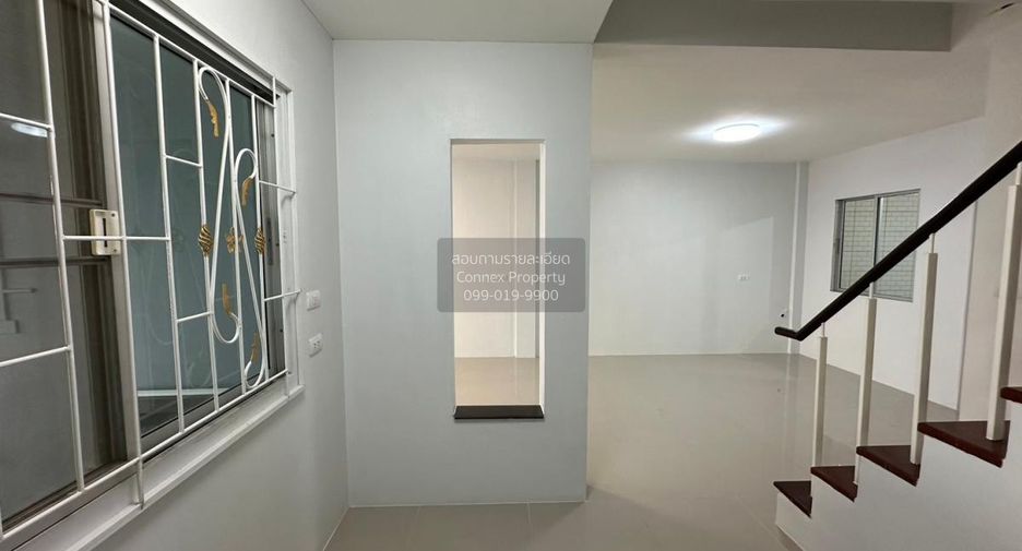 For sale 3 bedrooms townhouse in Lam Luk Ka, Pathum Thani