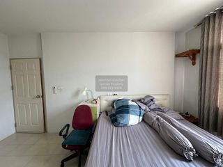 Casa adosada en venta de 3 habitaciones en Lam Luk Ka, Pathum Thani