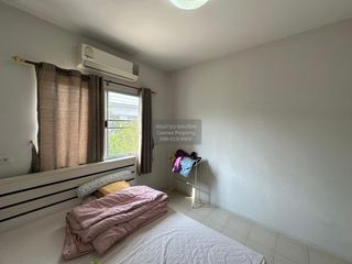 Casa adosada en venta de 3 habitaciones en Lam Luk Ka, Pathum Thani