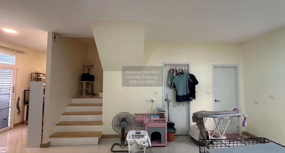 For sale 3 ベッドルーム townhouse in Thawi Watthana, Bangkok