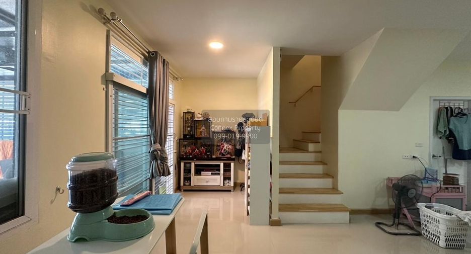 For sale 3 ベッドルーム townhouse in Thawi Watthana, Bangkok