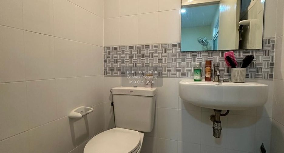 For sale 3 ベッドルーム townhouse in Thawi Watthana, Bangkok