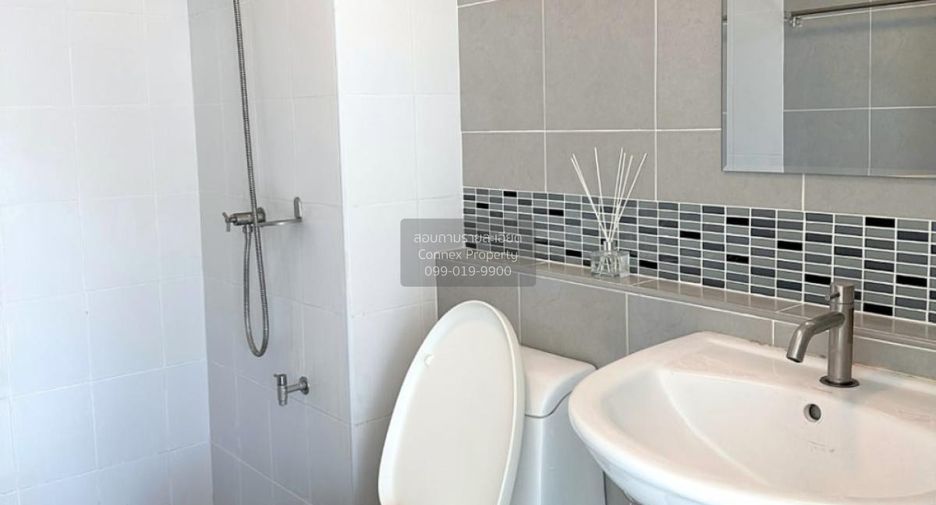 For sale 1 bed condo in Bang Kapi, Bangkok
