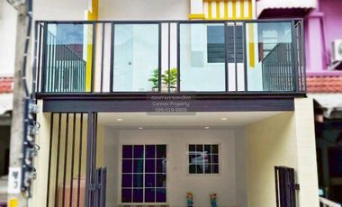 For sale 2 bedrooms townhouse in Mueang Nonthaburi, Nonthaburi