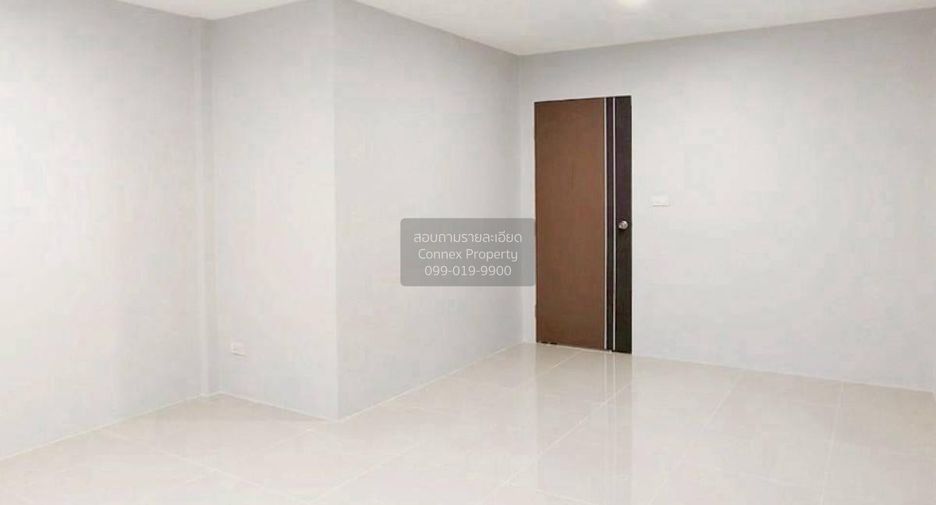 For sale 2 bedrooms townhouse in Mueang Nonthaburi, Nonthaburi