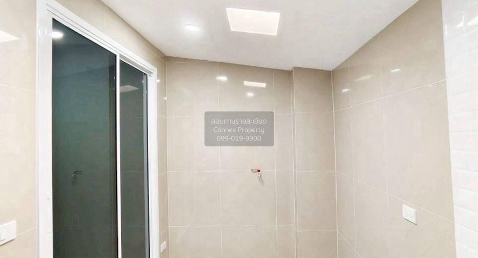 For sale 2 bedrooms townhouse in Mueang Nonthaburi, Nonthaburi