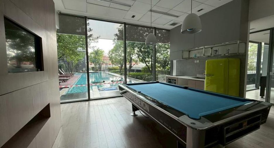 Condo en venta de 2 habitaciones en Phra Khanong, Bangkok