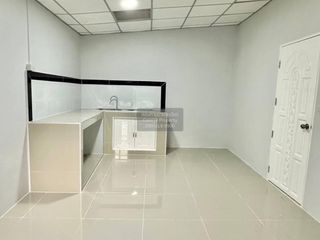 Casa en venta de 5 habitaciones en Bang Yai, Nonthaburi
