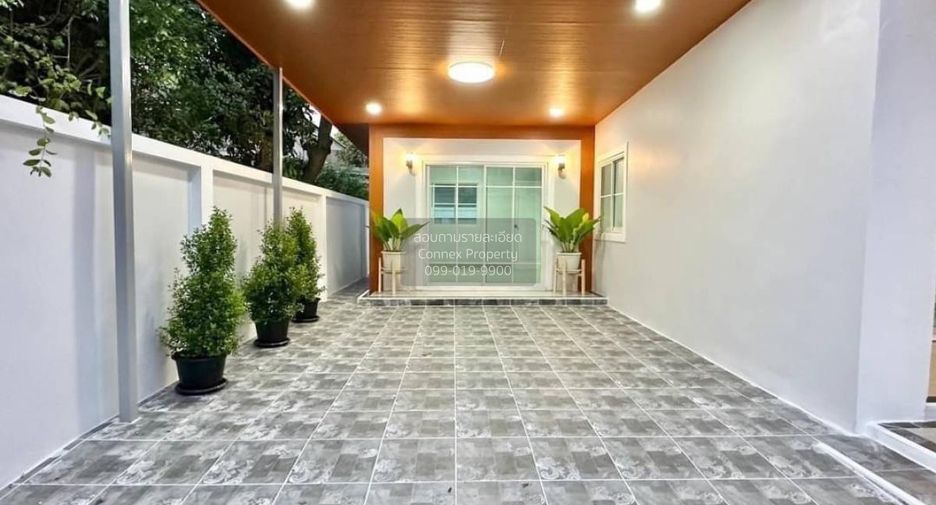 Casa en venta de 5 habitaciones en Bang Yai, Nonthaburi