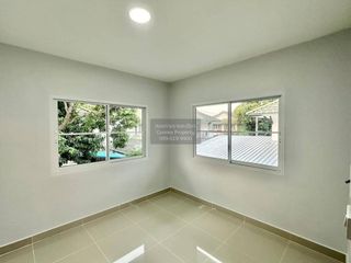 Casa en venta de 5 habitaciones en Bang Yai, Nonthaburi
