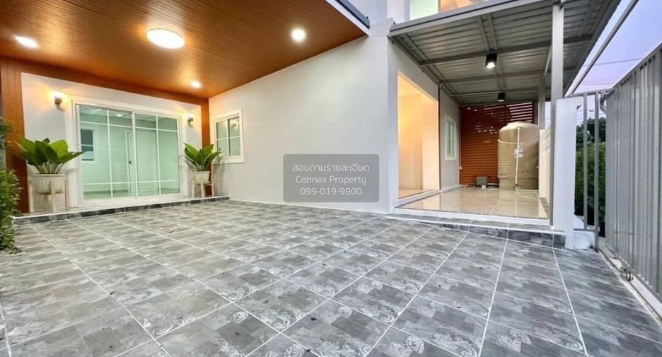 Casa en venta de 5 habitaciones en Bang Yai, Nonthaburi