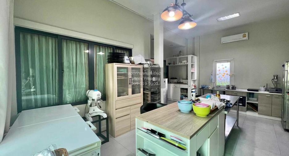 For sale 3 bedrooms house in Mueang Pathum Thani, Pathum Thani